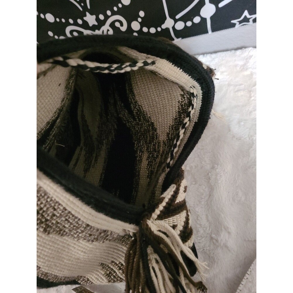 Colombian Wayuu Mochila Crochet Fringe Drawstring Bucket Crossbody Bag Fall - Picture 9 of 9